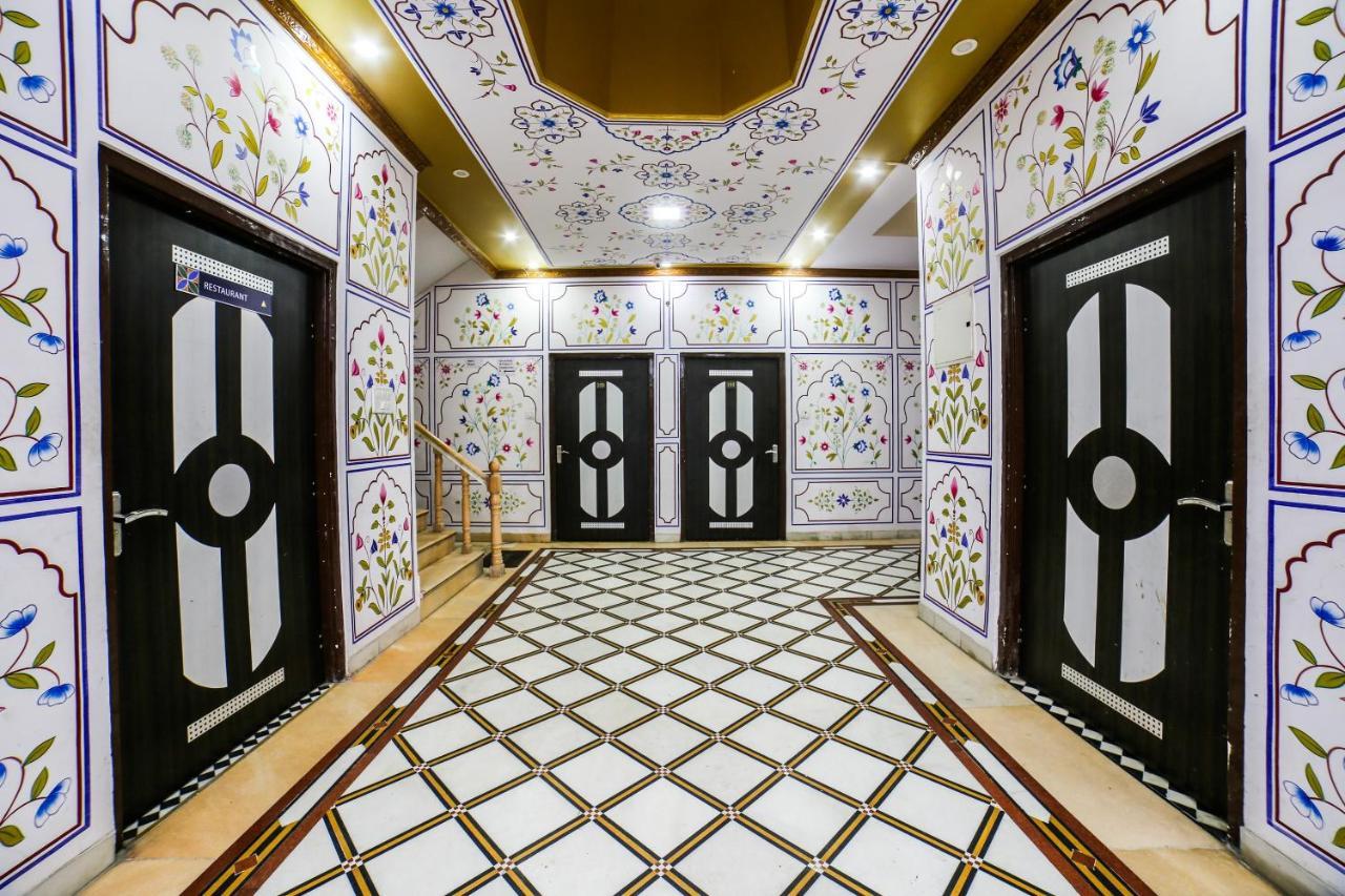 Collection O 36316 Hotel White Palace Jaipur Bagian luar foto