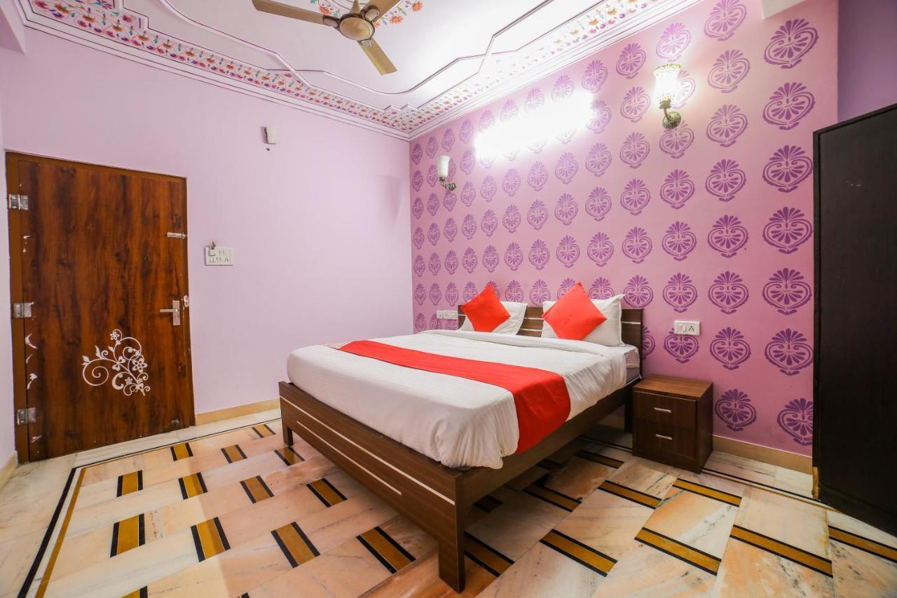 Collection O 36316 Hotel White Palace Jaipur Bagian luar foto