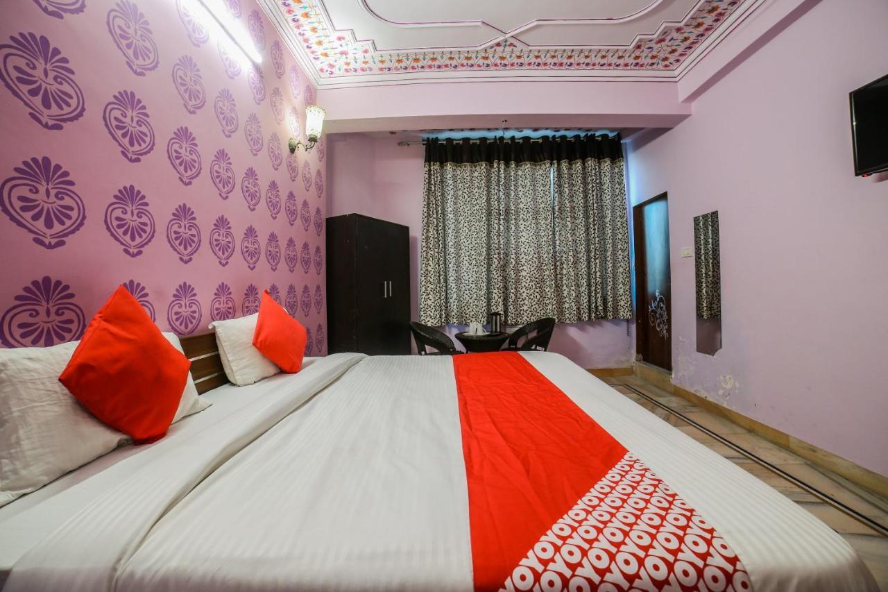 Collection O 36316 Hotel White Palace Jaipur Bagian luar foto