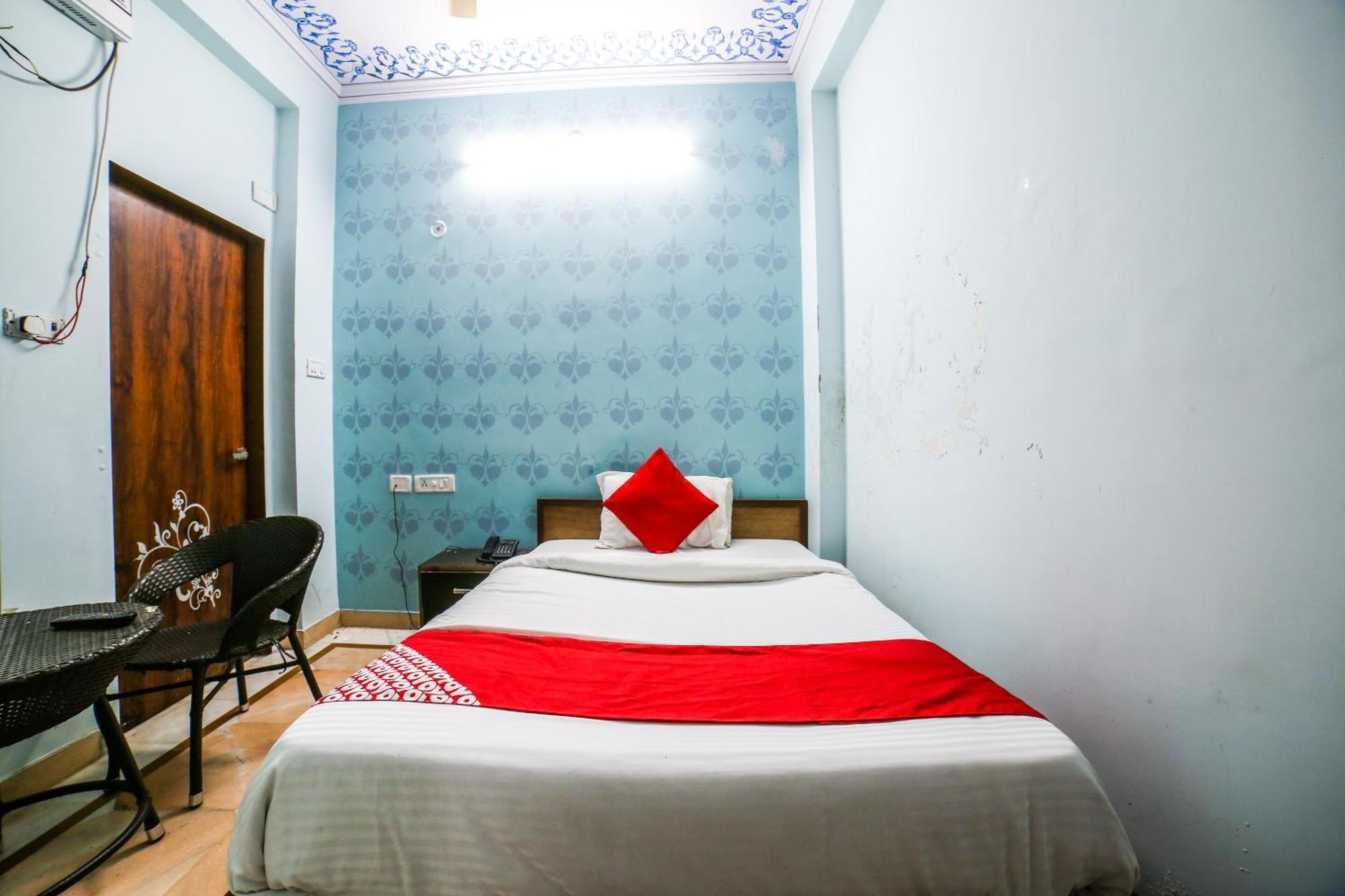 Collection O 36316 Hotel White Palace Jaipur Bagian luar foto