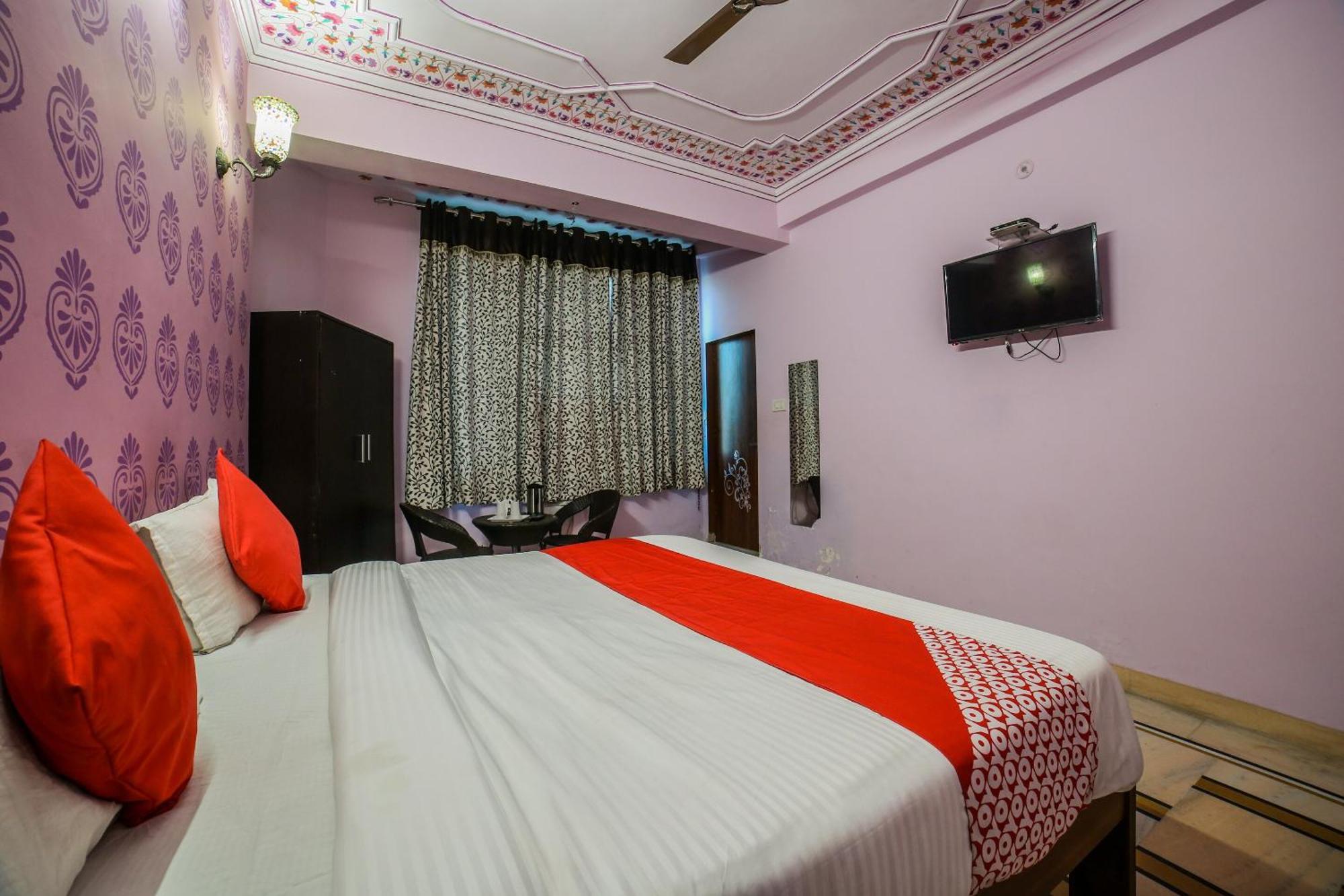 Collection O 36316 Hotel White Palace Jaipur Bagian luar foto